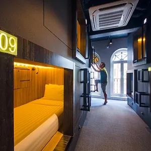 Cube Boutique Capsule At Chinatown Capsulehotel